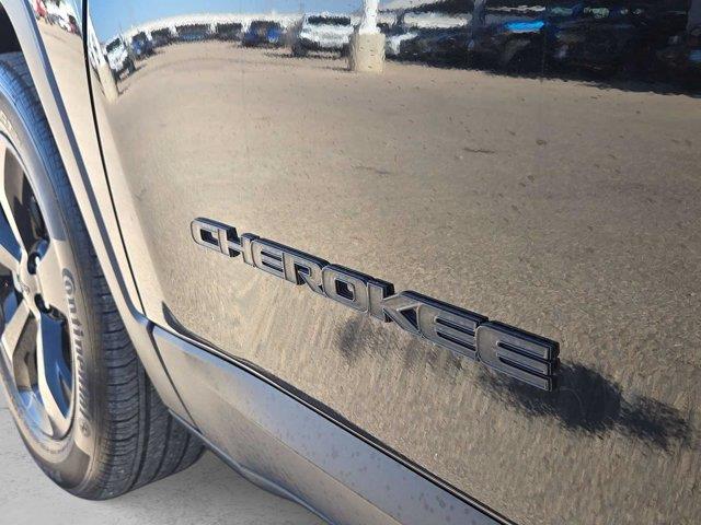 2023 Jeep Cherokee - $24,902