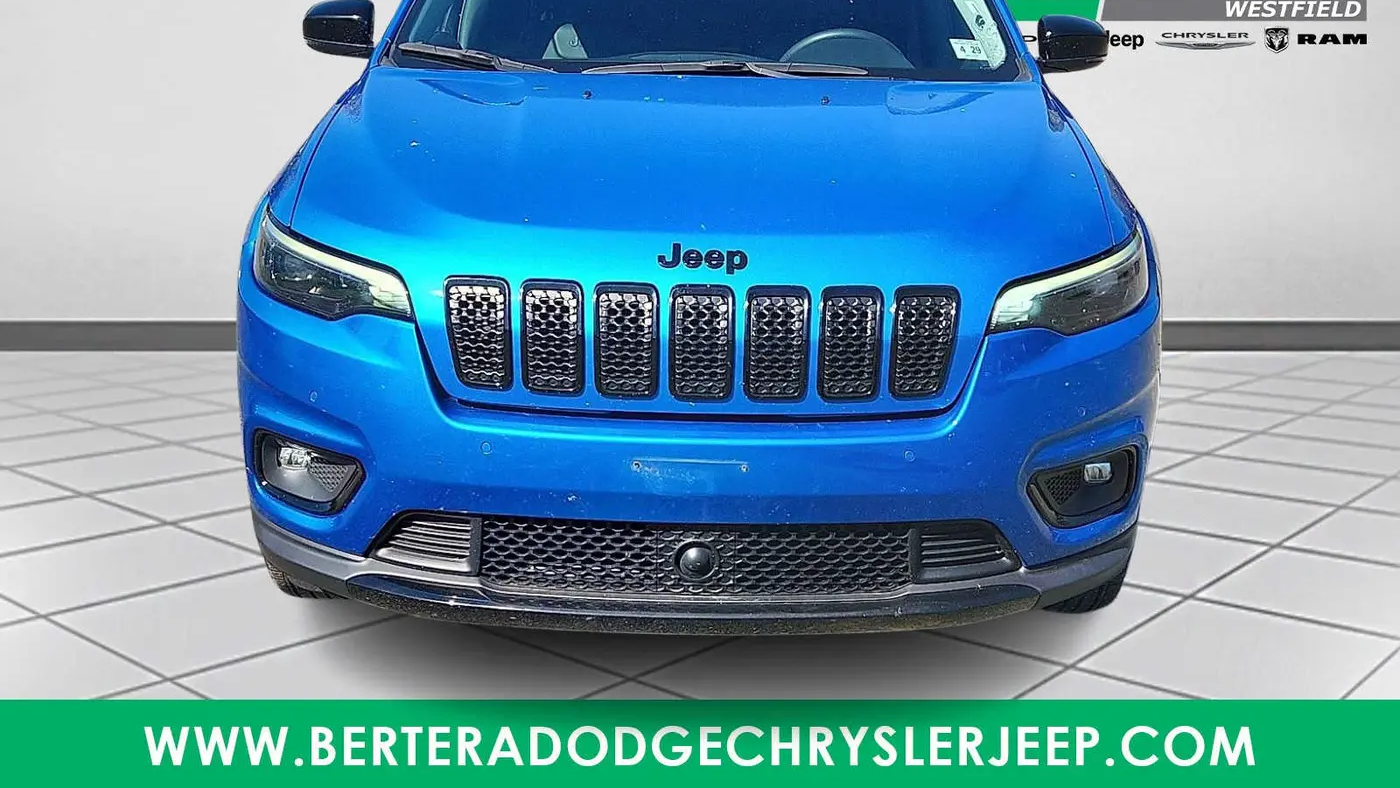 2023 Jeep Cherokee Altitude Lux