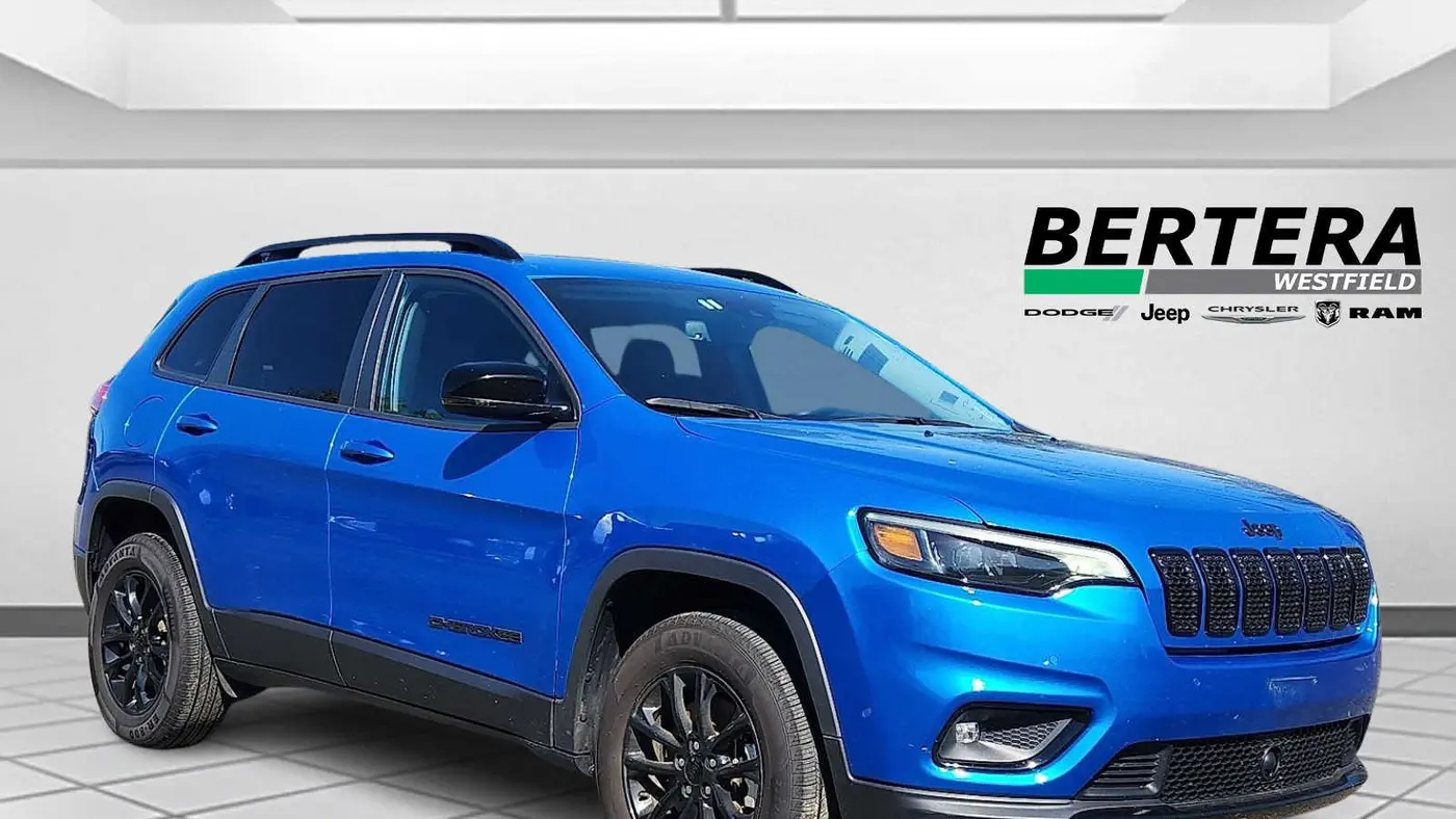 Preowned 2023 Jeep Cherokee Altitude Lux for Sale