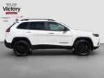 2023 Cherokee Thumbnail 7