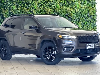 2023 Jeep Cherokee 4X4 Altitude LUX 4DR SUV