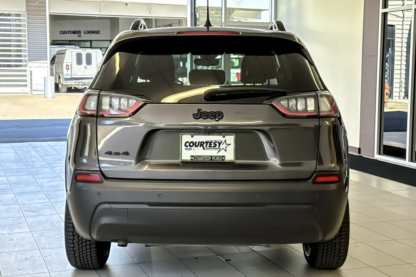 2023 Jeep Cherokee - $21,399