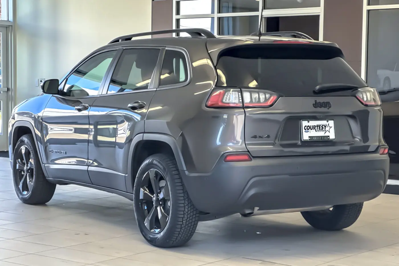 2023 Jeep Cherokee - $21,399