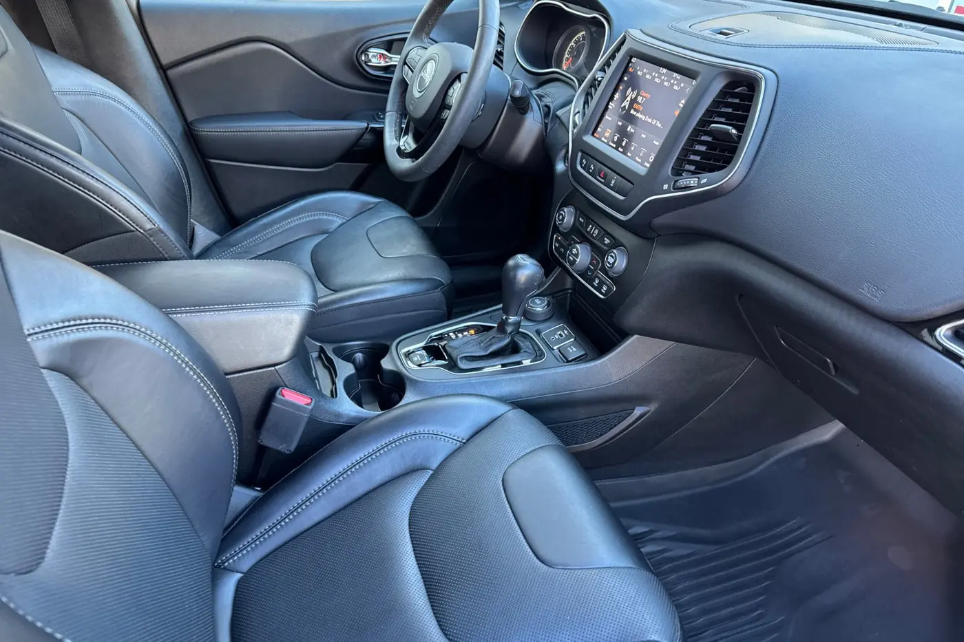 2023 Jeep Cherokee - $21,399