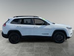 2023 Cherokee Thumbnail 6