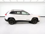 2023 Cherokee Thumbnail 24