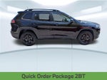 2023 Cherokee Thumbnail 19