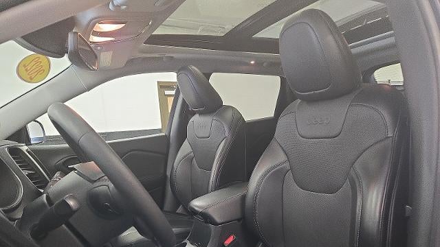 2022 Jeep Cherokee Latitude Lux