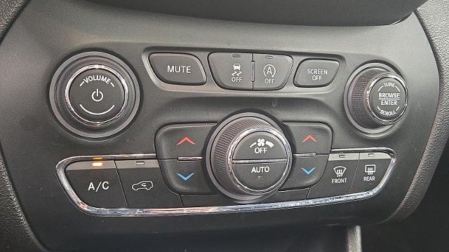 2022 Jeep Cherokee Latitude Lux