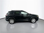 2022 Cherokee Thumbnail 16