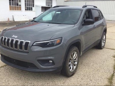 2022 Jeep Cherokee 4X4 Latitude LUX 4DR SUV