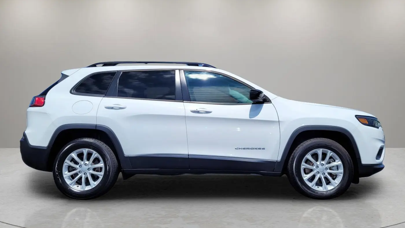 2022 Jeep Cherokee Latitude Lux