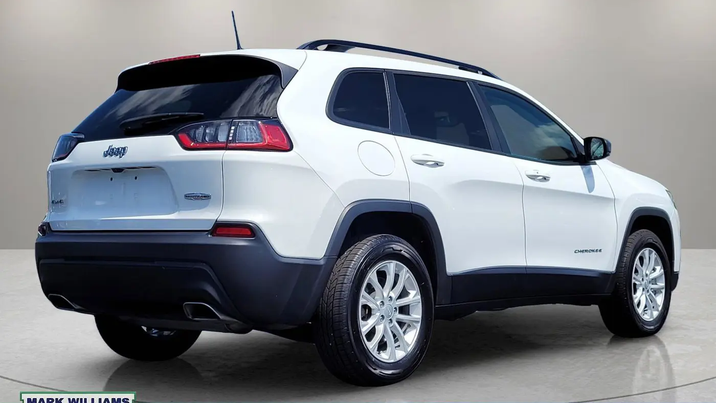 2022 Jeep Cherokee Latitude Lux