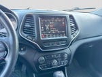2021 Cherokee Thumbnail 24