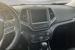 2022 Cherokee Thumbnail 10