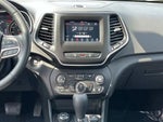 2021 Cherokee Thumbnail 16