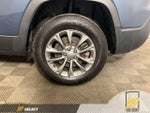 2021 Cherokee Thumbnail 26