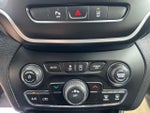 2021 Cherokee Thumbnail 28