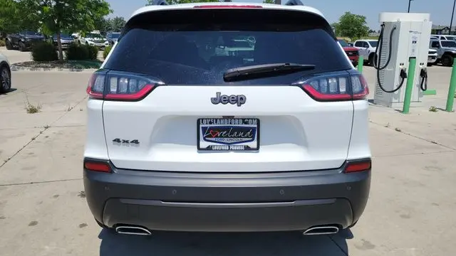 2021 Jeep Cherokee Latitude Lux