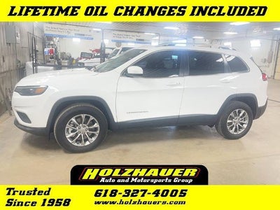 Photo of a 2021 Jeep Cherokee 4X4 Latitude LUX 4DR SUV for sale