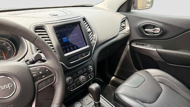 2022 Jeep Cherokee Latitude Lux