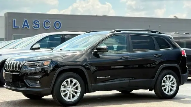 Preowned 2022 Jeep Cherokee Latitude Lux for Sale