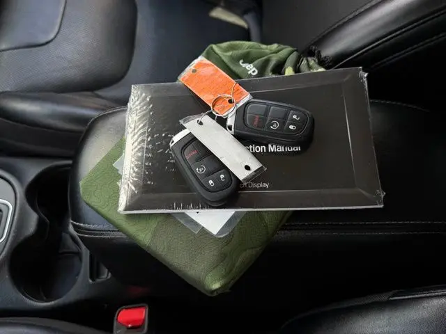 2022 Jeep Cherokee - $21,500