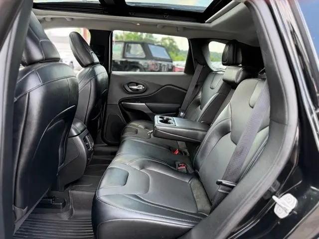 2022 Jeep Cherokee - $21,500