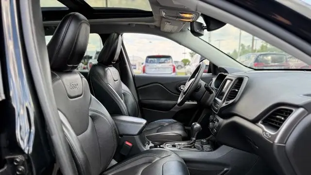 2022 Jeep Cherokee Latitude Lux