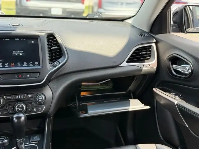 2022 Jeep Cherokee - $21,500