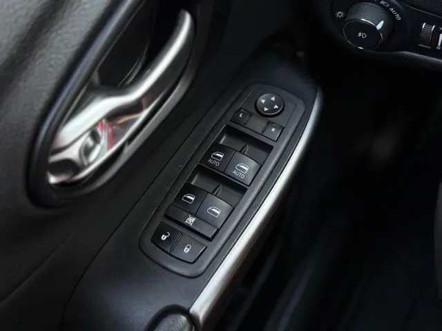 2022 Jeep Cherokee - $21,500