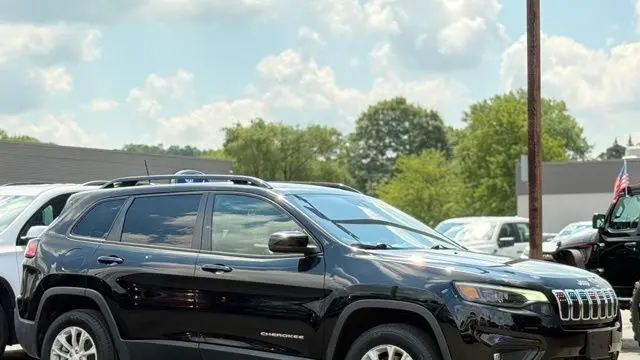 2022 Jeep Cherokee Latitude Lux