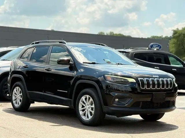 2022 Jeep Cherokee - $21,500