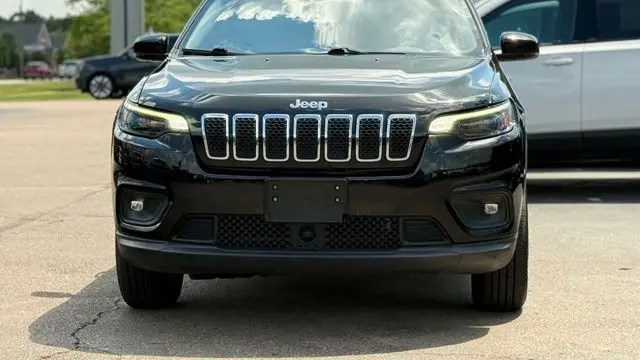 2022 Jeep Cherokee Latitude Lux