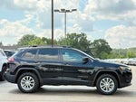 2022 Cherokee Thumbnail 35