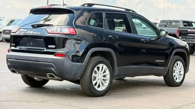 2022 Jeep Cherokee Latitude Lux
