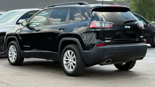 2022 Jeep Cherokee Latitude Lux