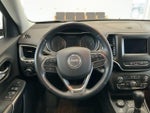 2021 Cherokee Thumbnail 23