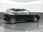 2021 Cherokee Thumbnail 6