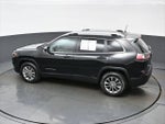 2021 Cherokee Thumbnail 32