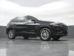 2021 Cherokee Thumbnail 29