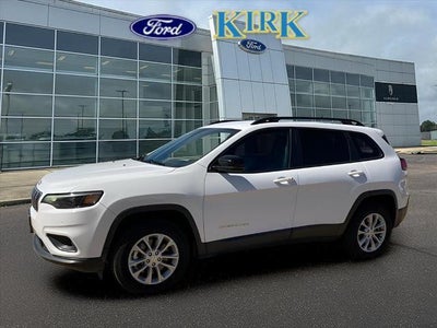 Photo of a 2022 Jeep Cherokee 4X4 Latitude LUX 4DR SUV for sale