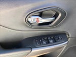 2022 Cherokee Thumbnail 10