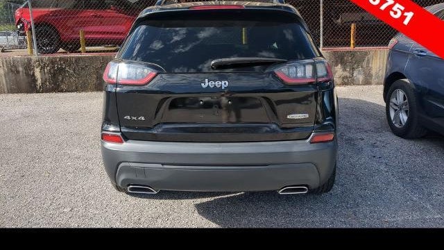 2022 Jeep Cherokee Latitude Lux