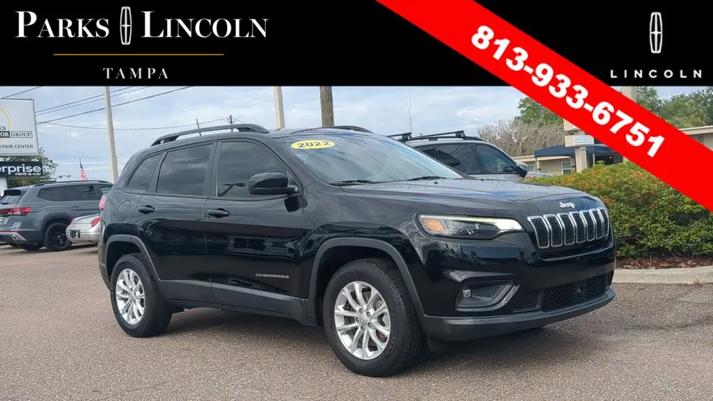 Preowned 2022 Jeep Cherokee Latitude Lux for Sale