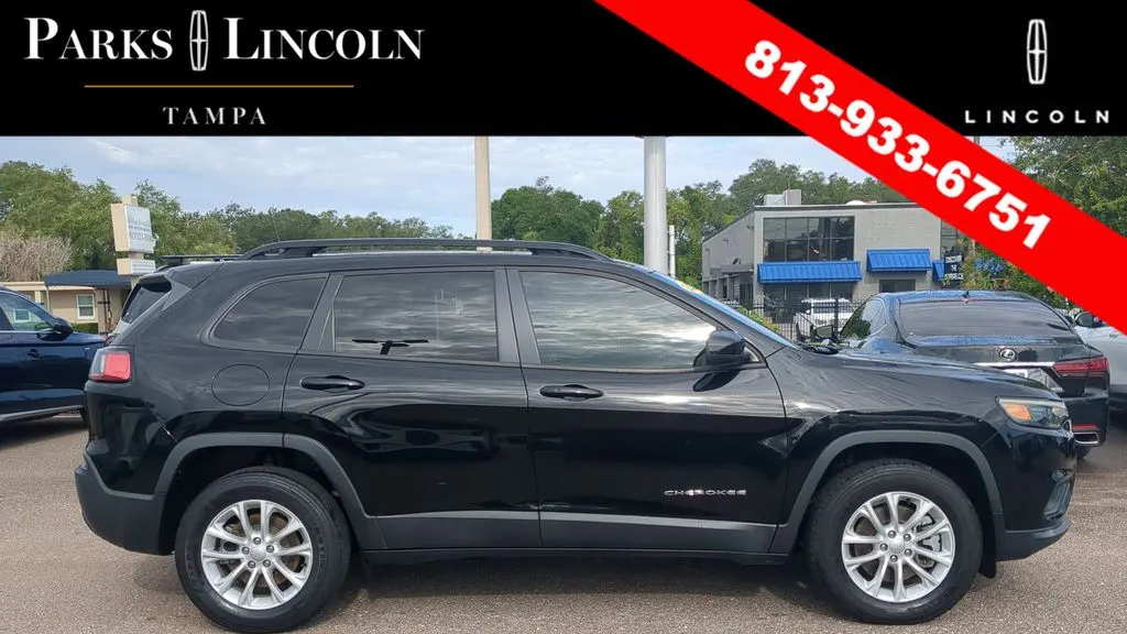 2022 Jeep Cherokee Latitude Lux