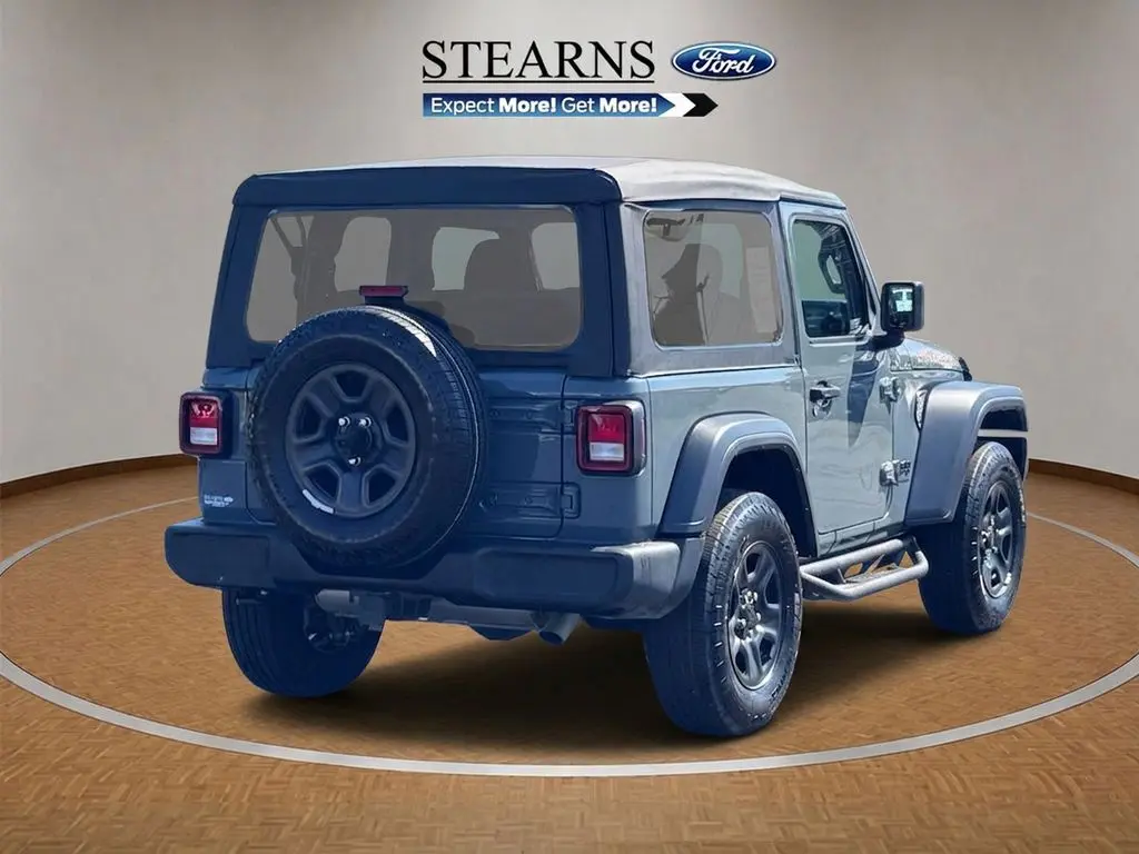 2025 Jeep Wrangler - $29,281