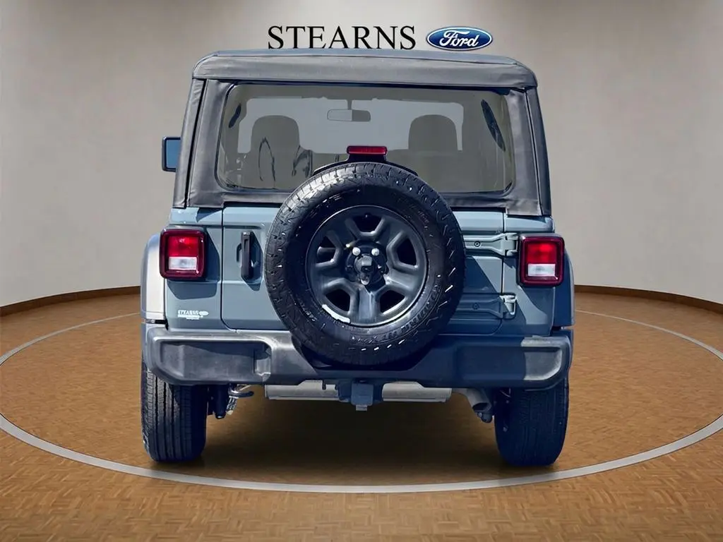 2025 Jeep Wrangler - $29,281