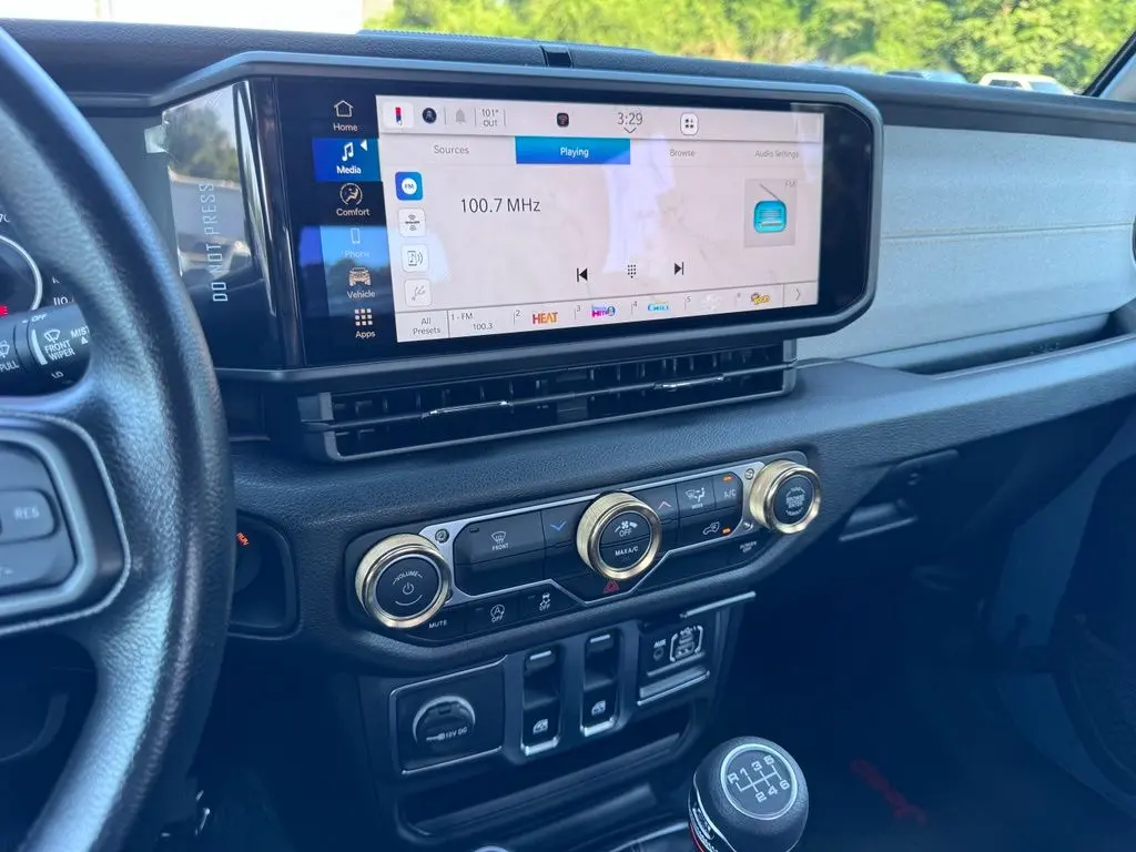 2025 Jeep Wrangler - $29,281