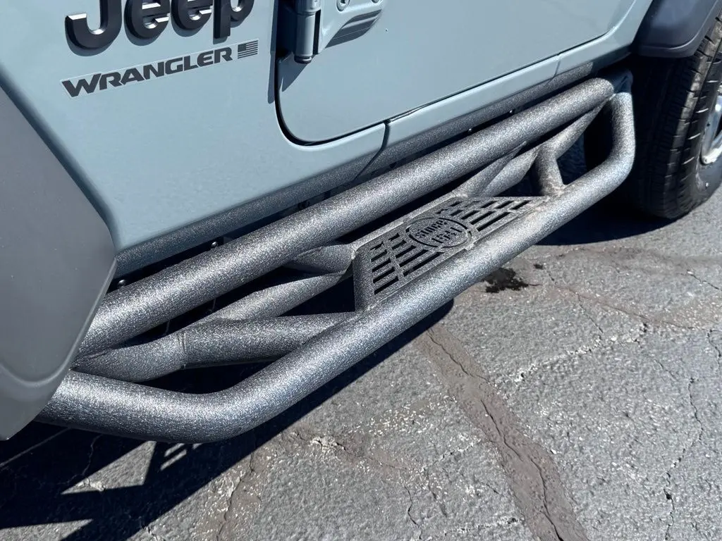 2025 Jeep Wrangler - $29,281